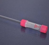 Фото Пробирка вакуумная Microvette 200 с К3 ЭДТА, 0,2 мл с капилляром, с кругл. дном внутрен. пробирки, красная крышка, 11х48 мм, 100 шт/уп Sarstedt AG&Co