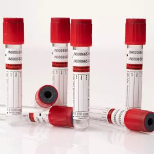 Фото Пробирка вакуумная Lab-Vac для взятия крови с активатором свертывания 4 мл, 13*75 мм (100шт/уп; 1200шт/кор) (ЧЗ)